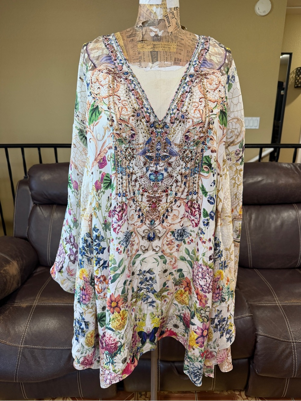 CAMILLA Womenswear
Raglan Sleeve Flared Kaftan – Queens Bee Hive